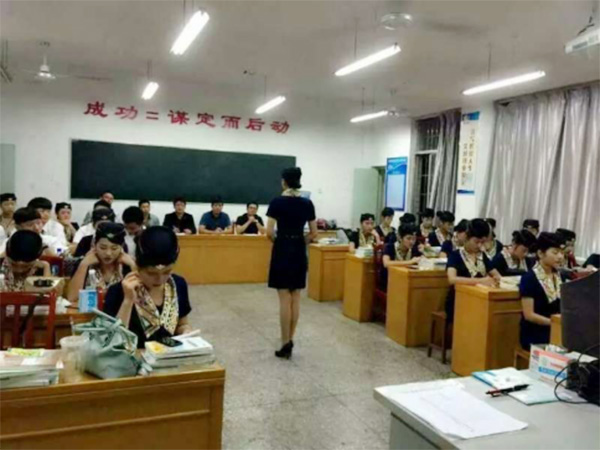 16高鐵短訓(xùn)學(xué)員（1）